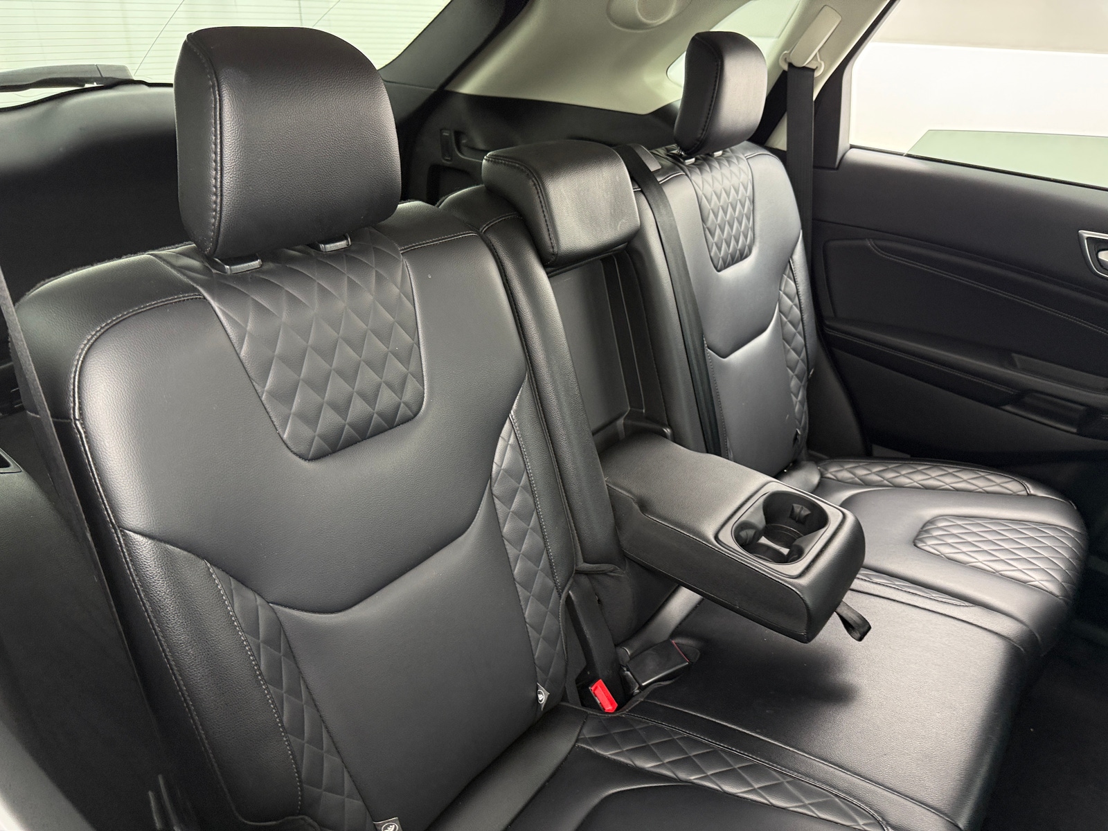 Thumbnail: 2024 Ford Edge - 5