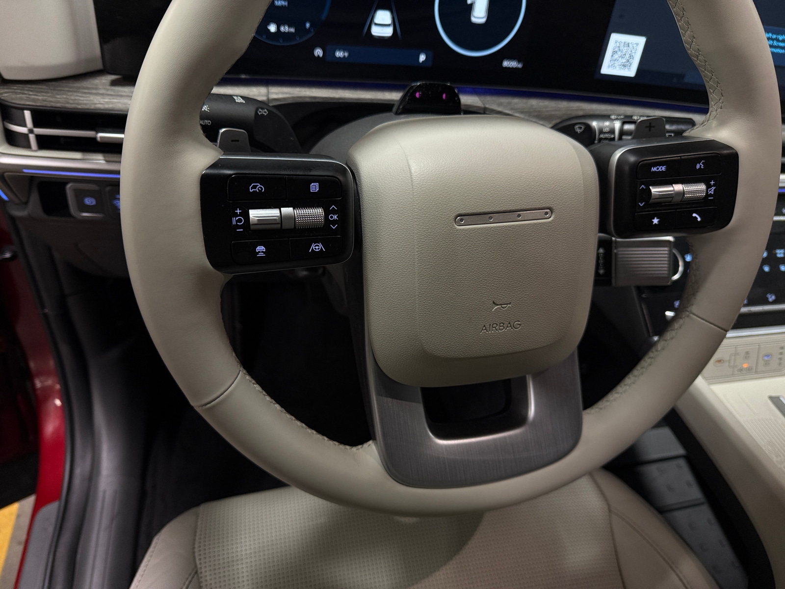 Thumbnail: 2024 Hyundai Santa Fe - 4