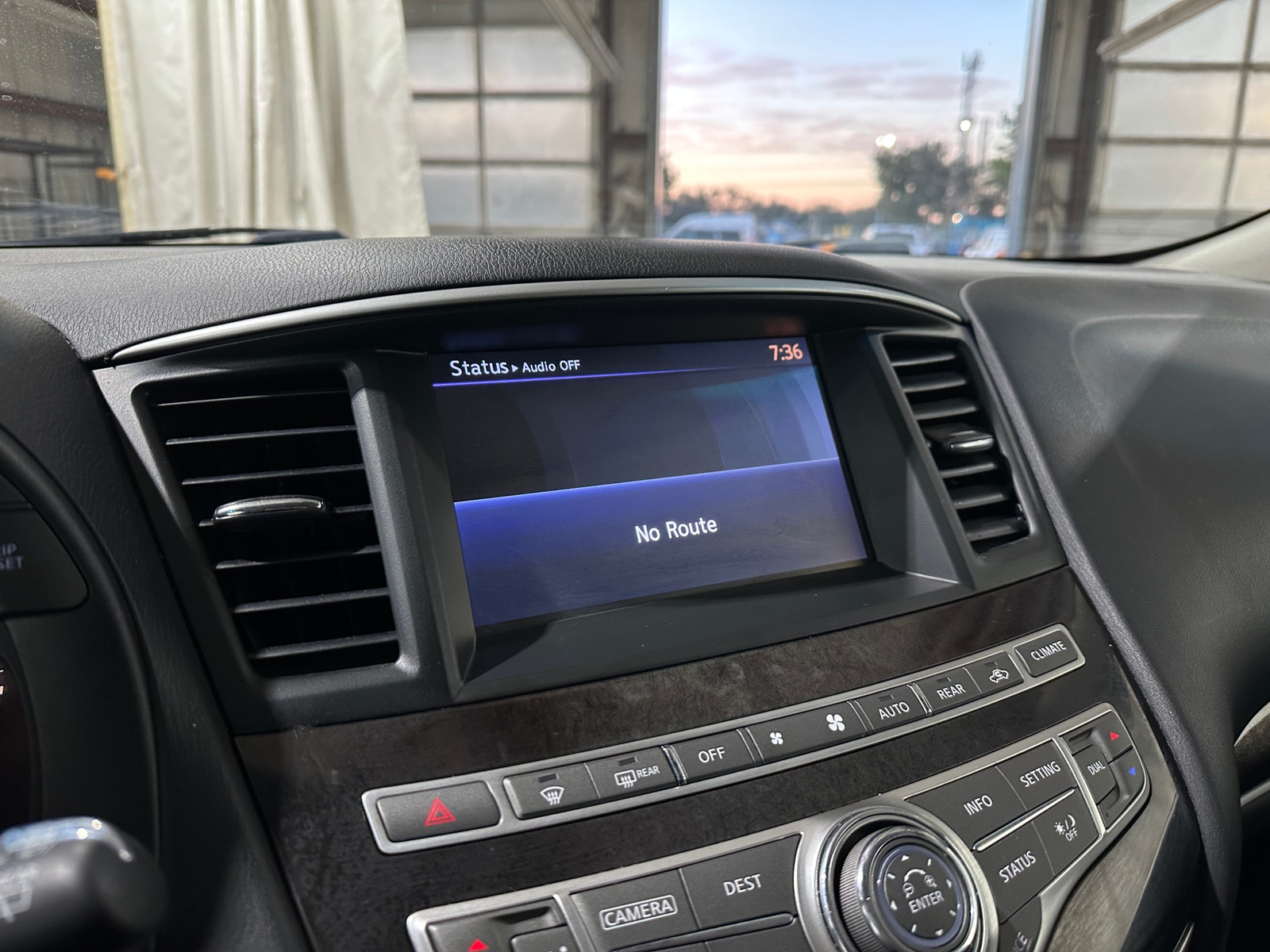 Thumbnail: 2015 INFINITI QX60 - 3