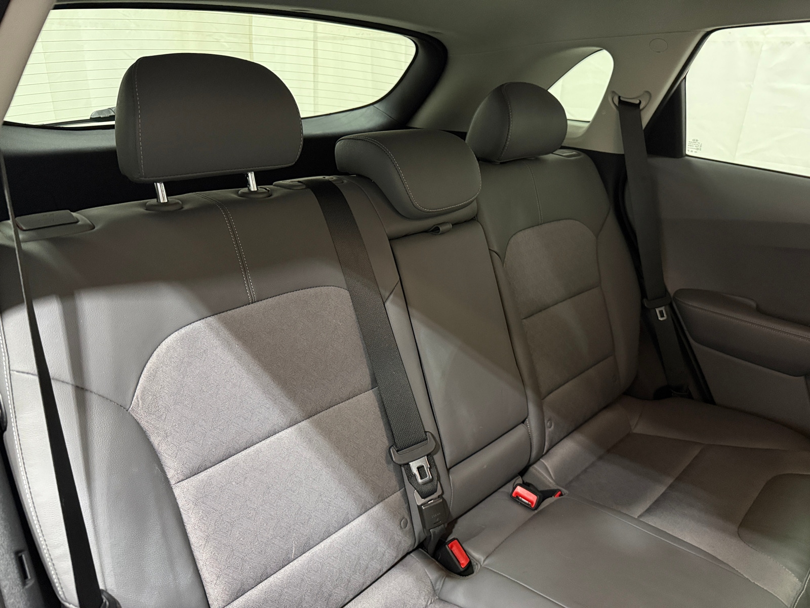 Thumbnail: 2017 Kia Niro - 5