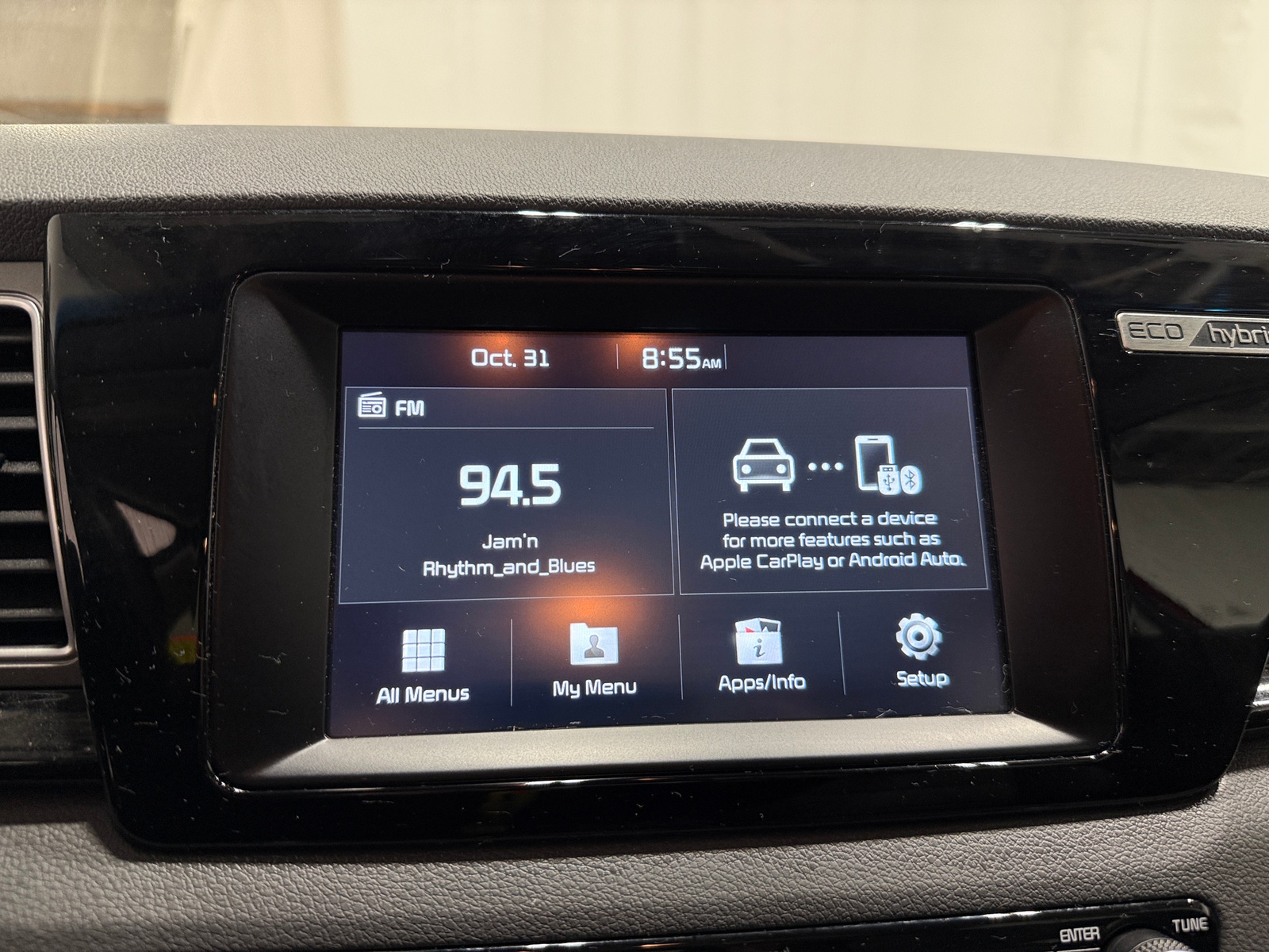 Thumbnail: 2017 Kia Niro - 3