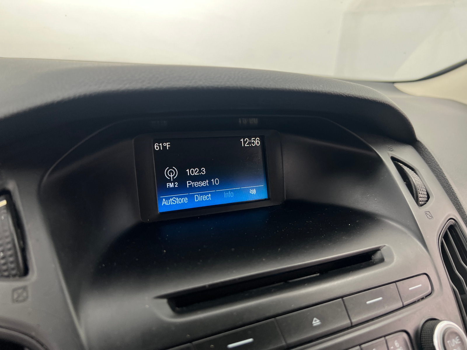 Thumbnail: 2017 Ford Focus - 4