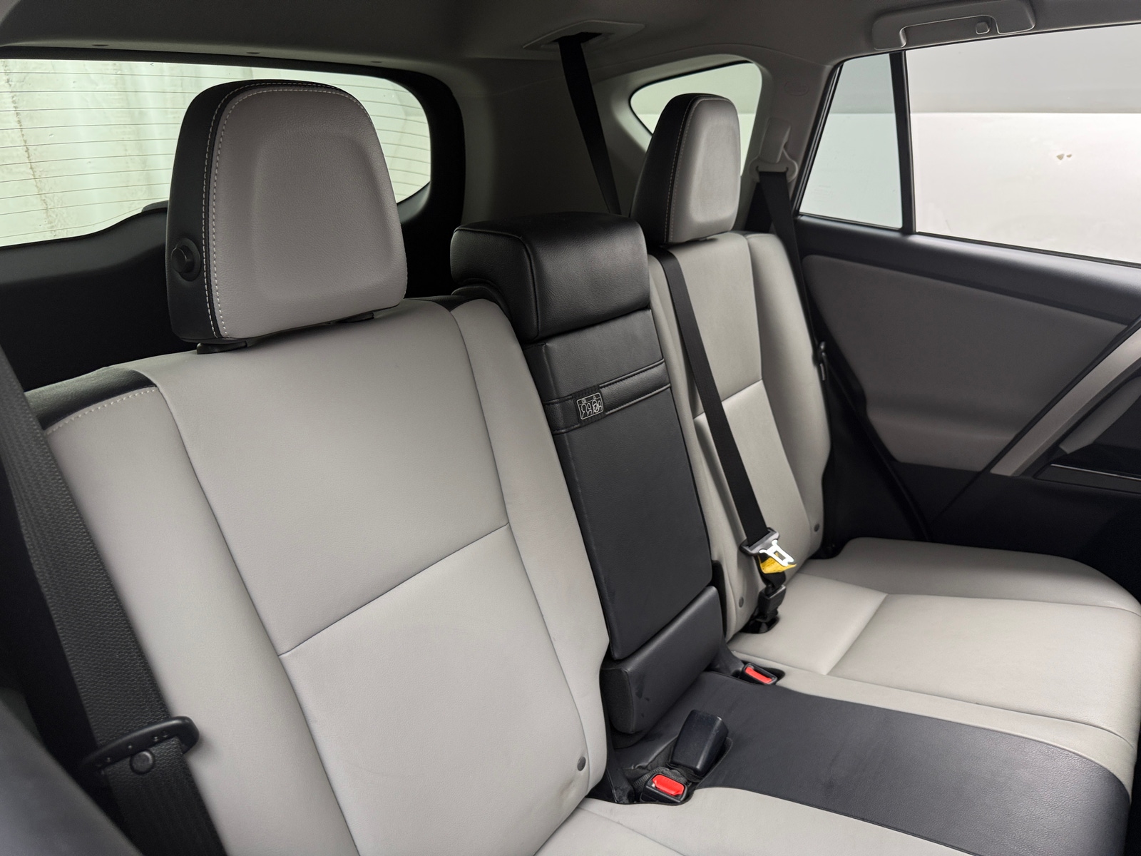 Thumbnail: 2017 Toyota RAV4 - 5