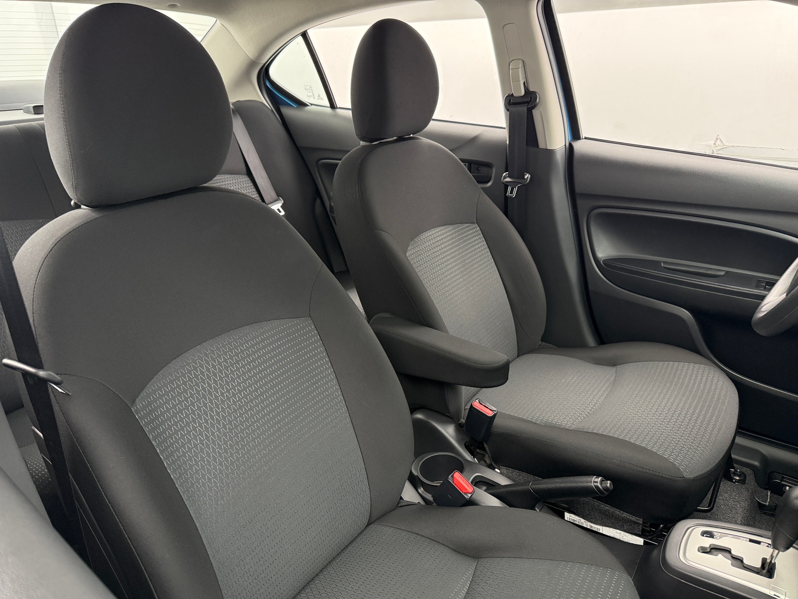 Thumbnail: 2024 Mitsubishi Mirage G4 - 2