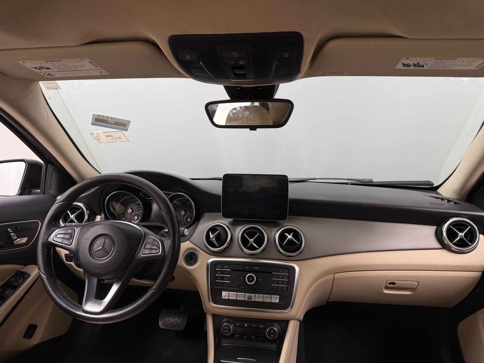 Thumbnail: 2018 Mercedes-Benz GLA - 2