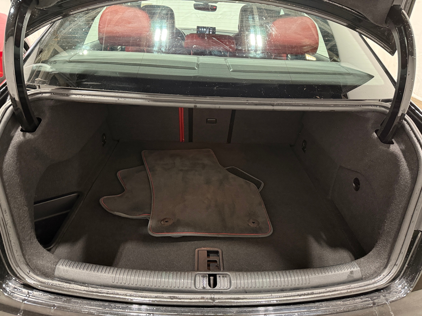 Thumbnail: 2019 Audi S3 - 6