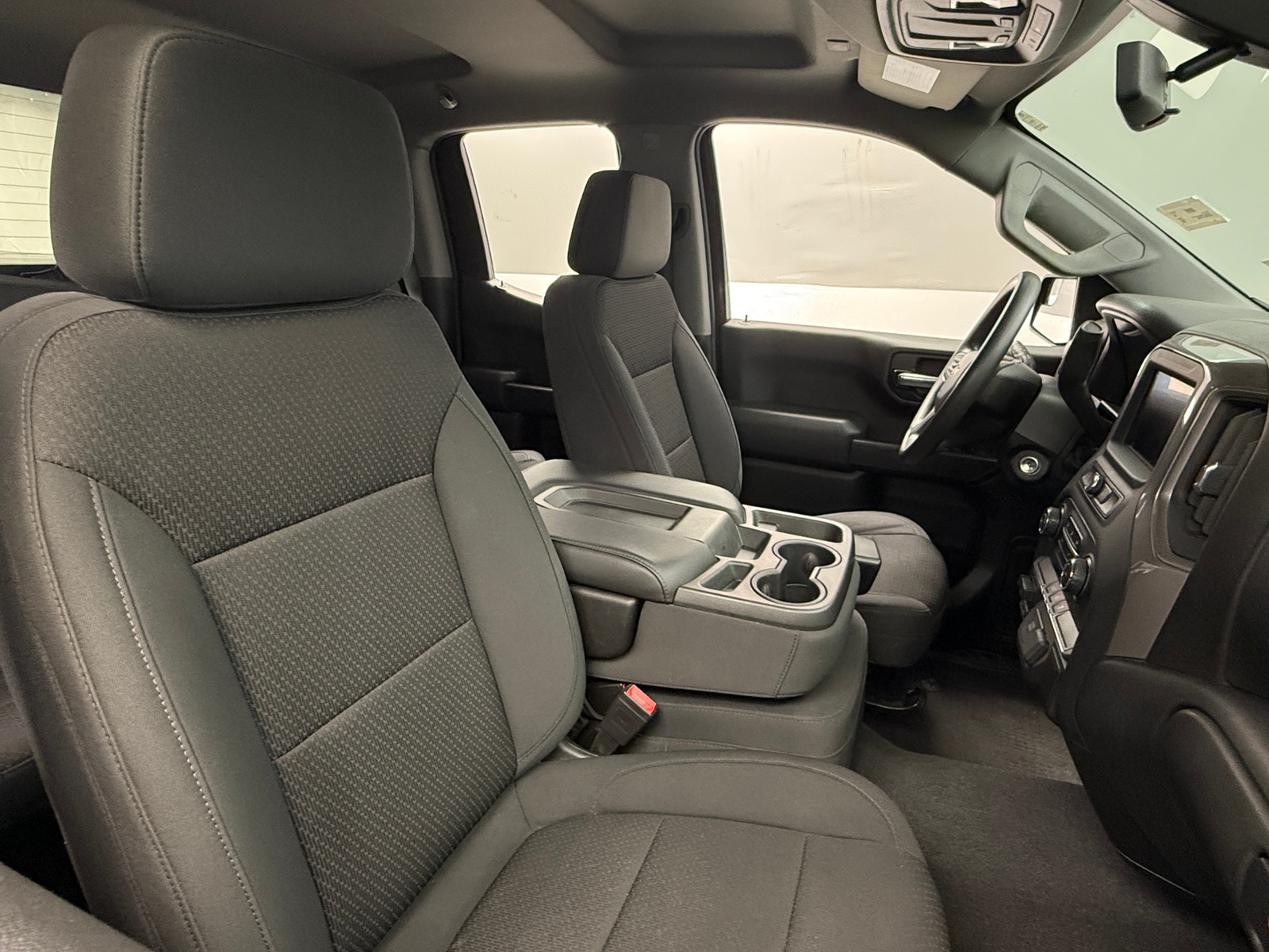 Thumbnail: 2020 Chevrolet Silverado 1500 - 2