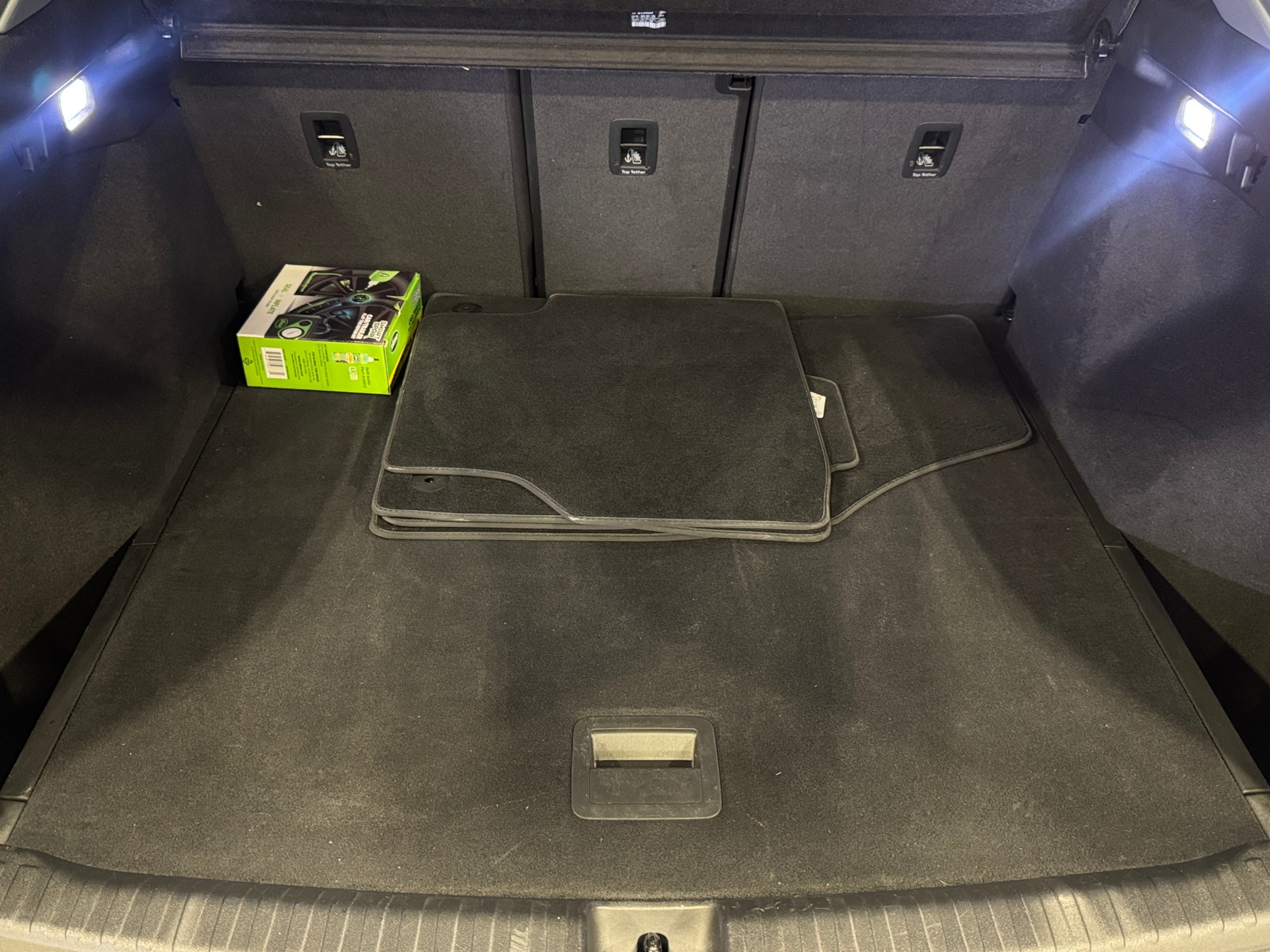 Thumbnail: 2023 Audi Q4 e-tron - 6