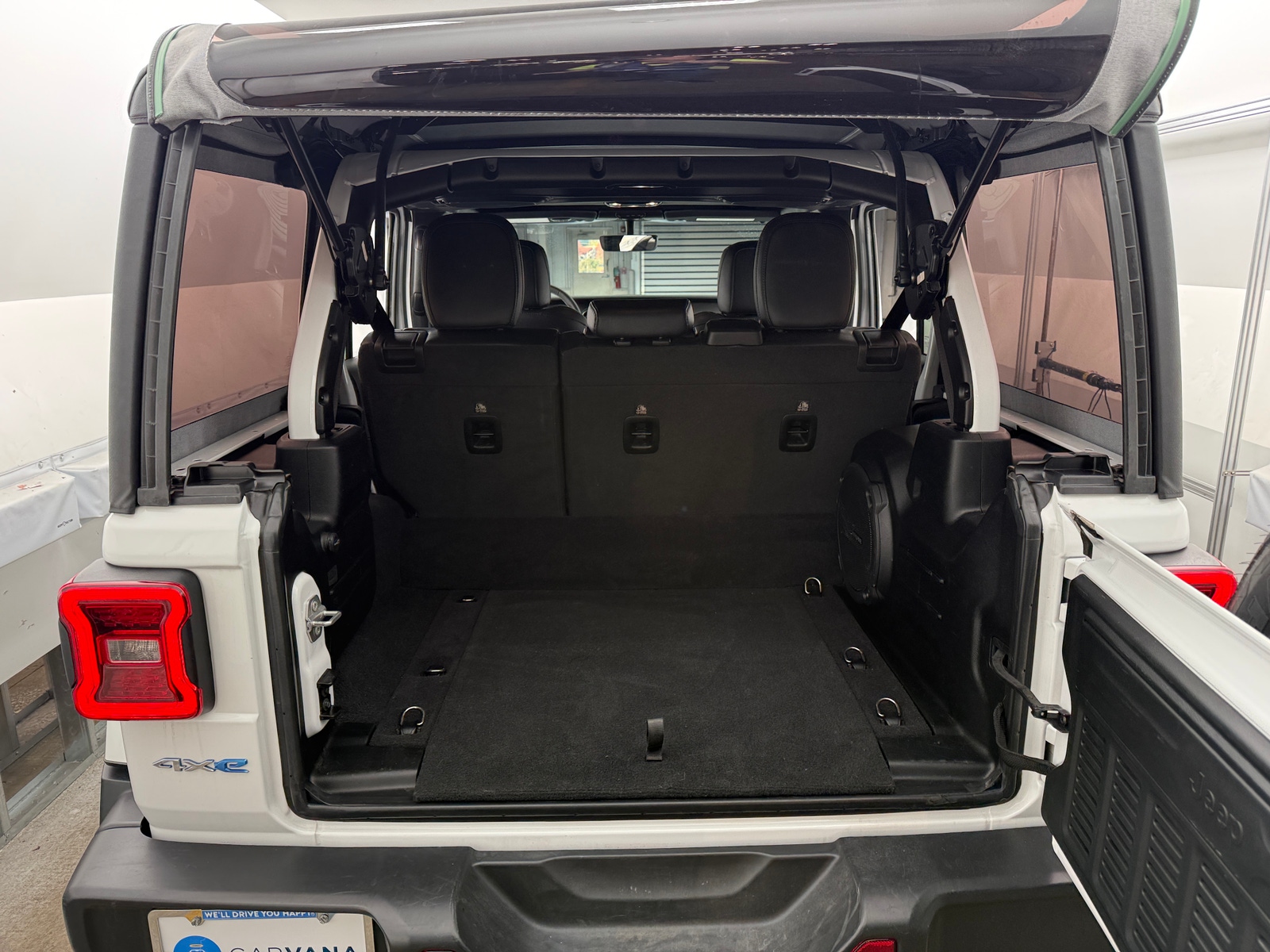 Thumbnail: 2023 Jeep Wrangler - 6