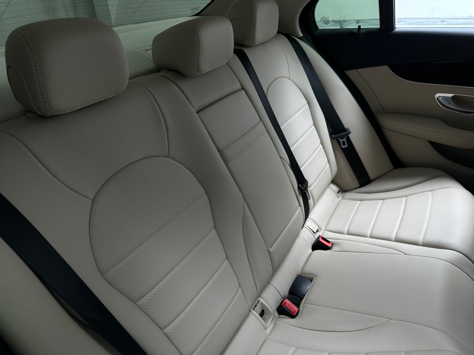 Thumbnail: 2016 Mercedes-Benz C-Class - 5