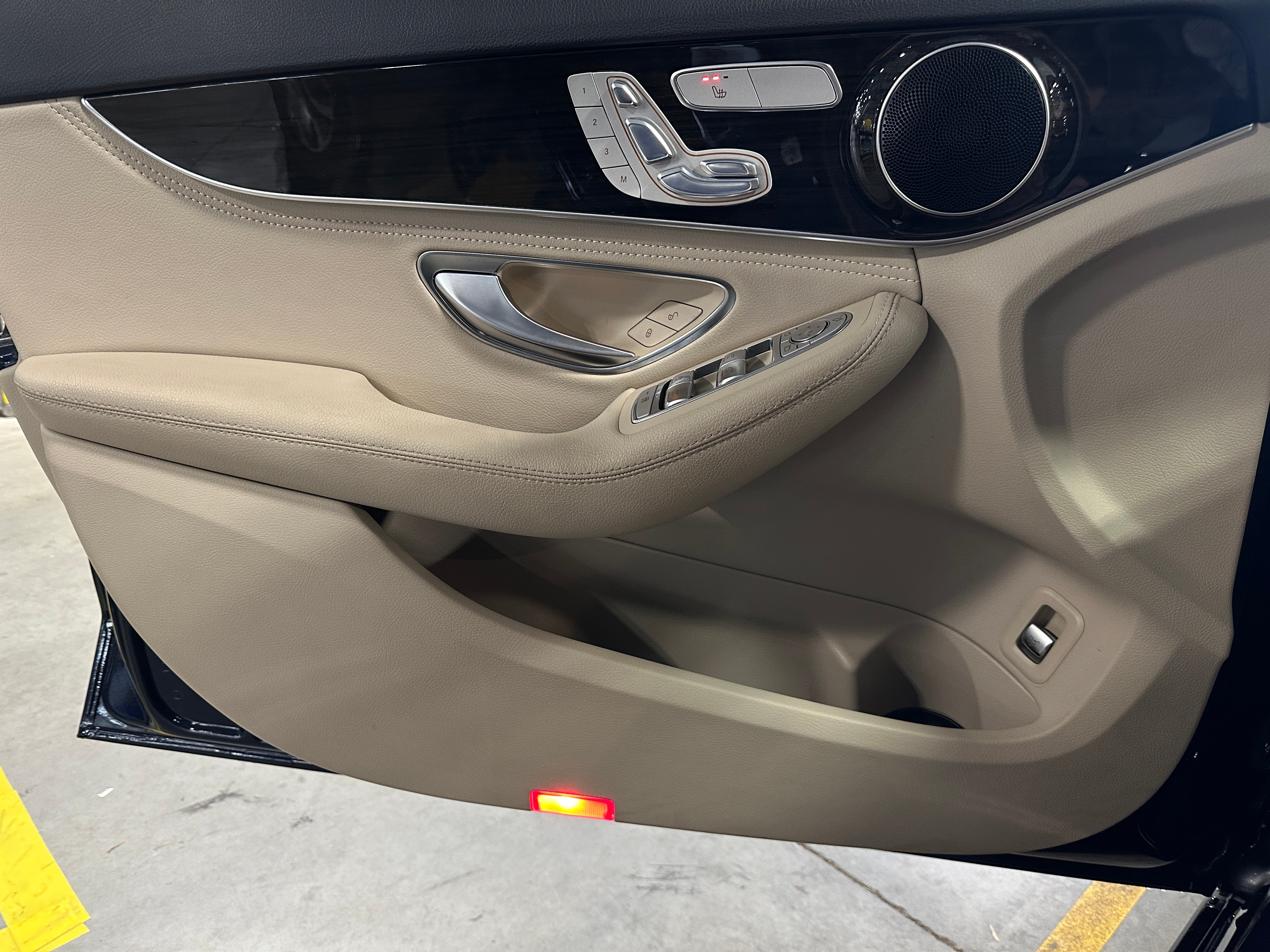 2016 Mercedes-Benz C-Class