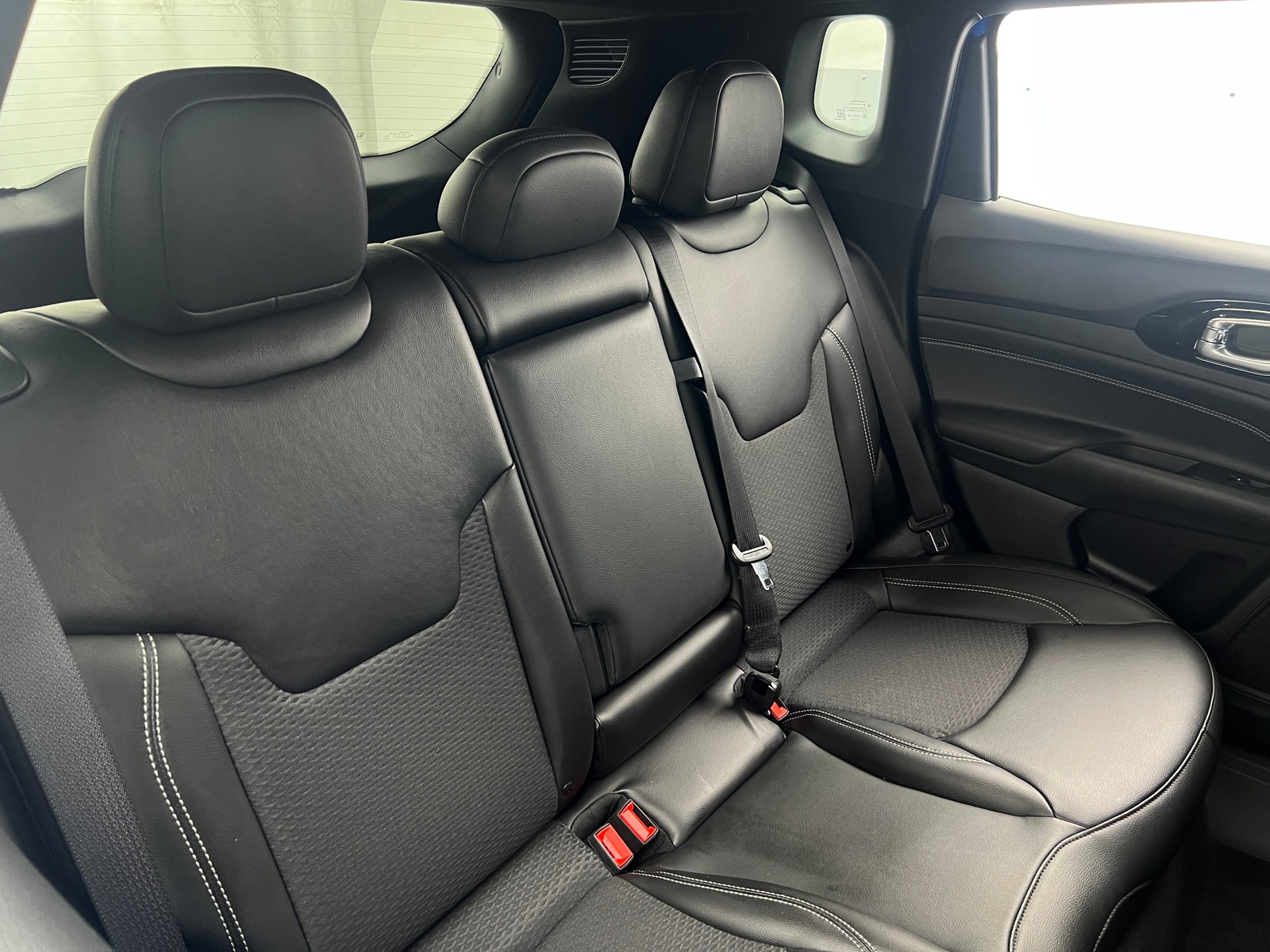 Thumbnail: 2023 Jeep Compass - 6