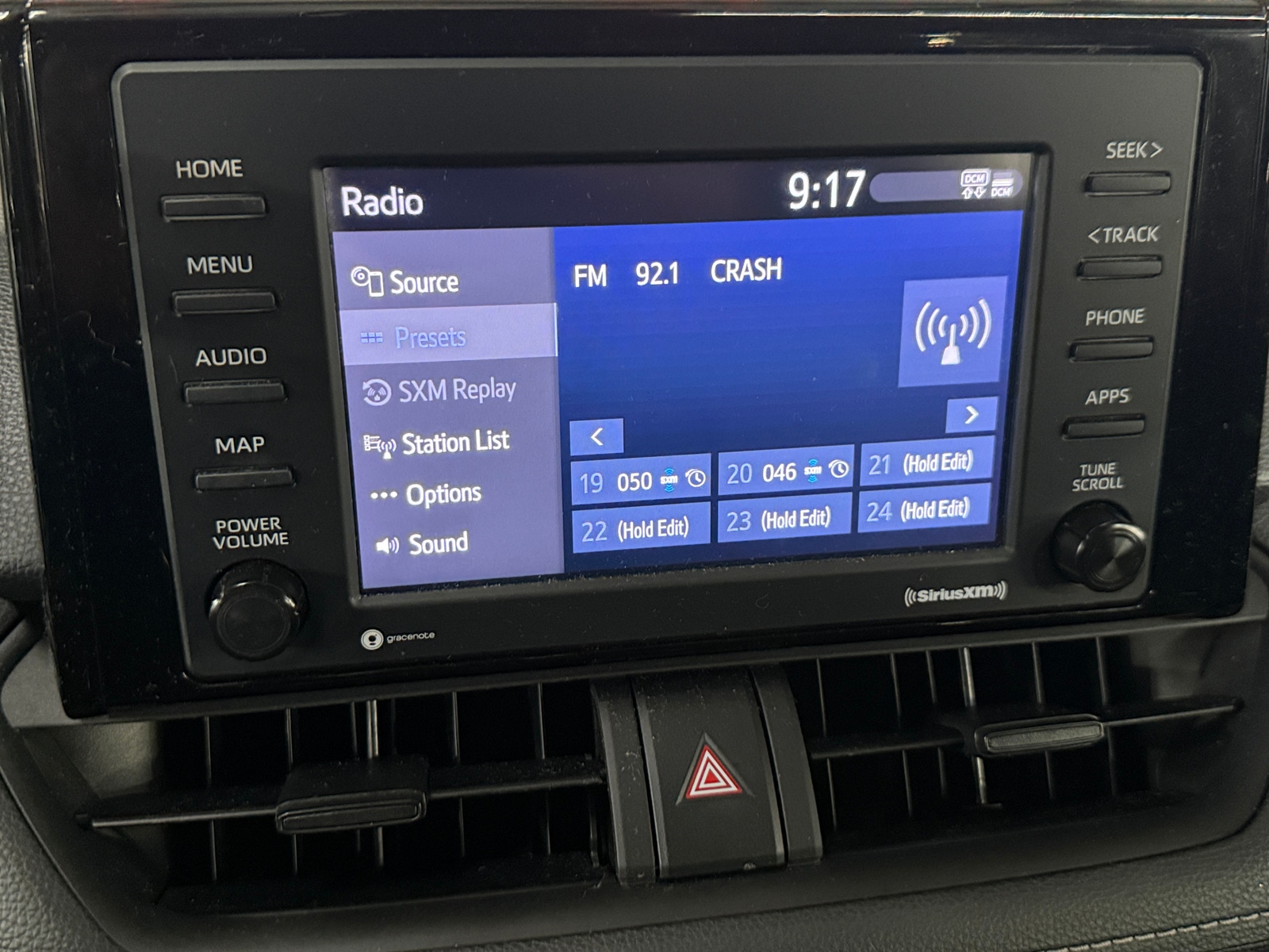 Thumbnail: 2021 Toyota RAV4 - 4