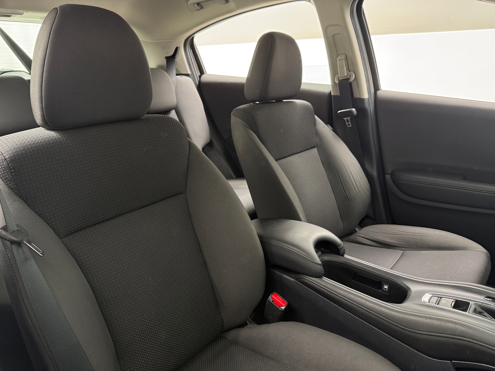 Thumbnail: 2022 Honda HR-V - 2