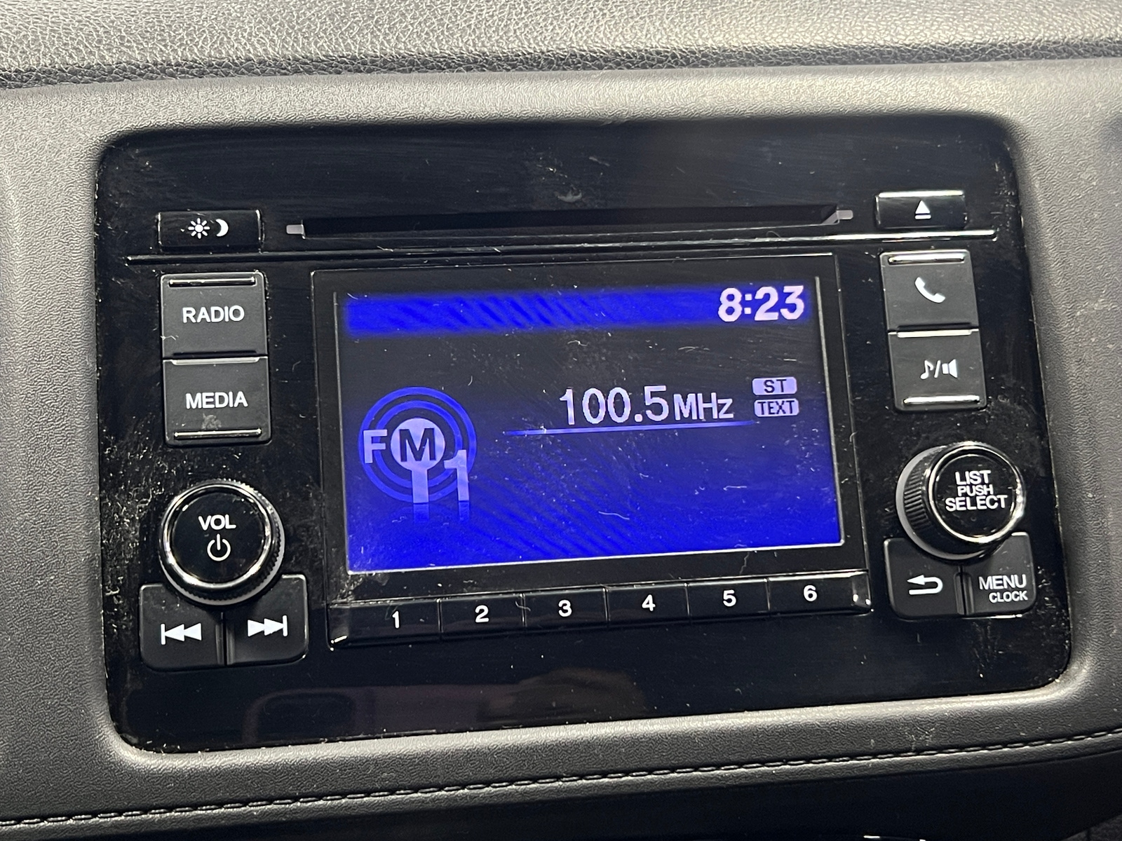 Thumbnail: 2022 Honda HR-V - 4