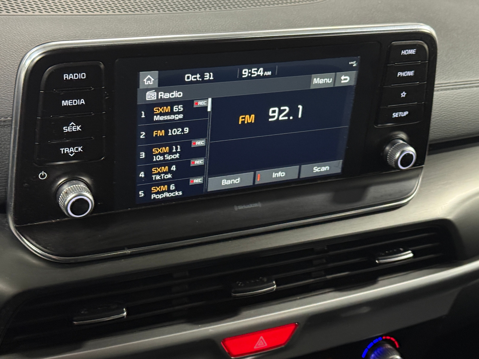 Thumbnail: 2020 Kia Telluride - 3