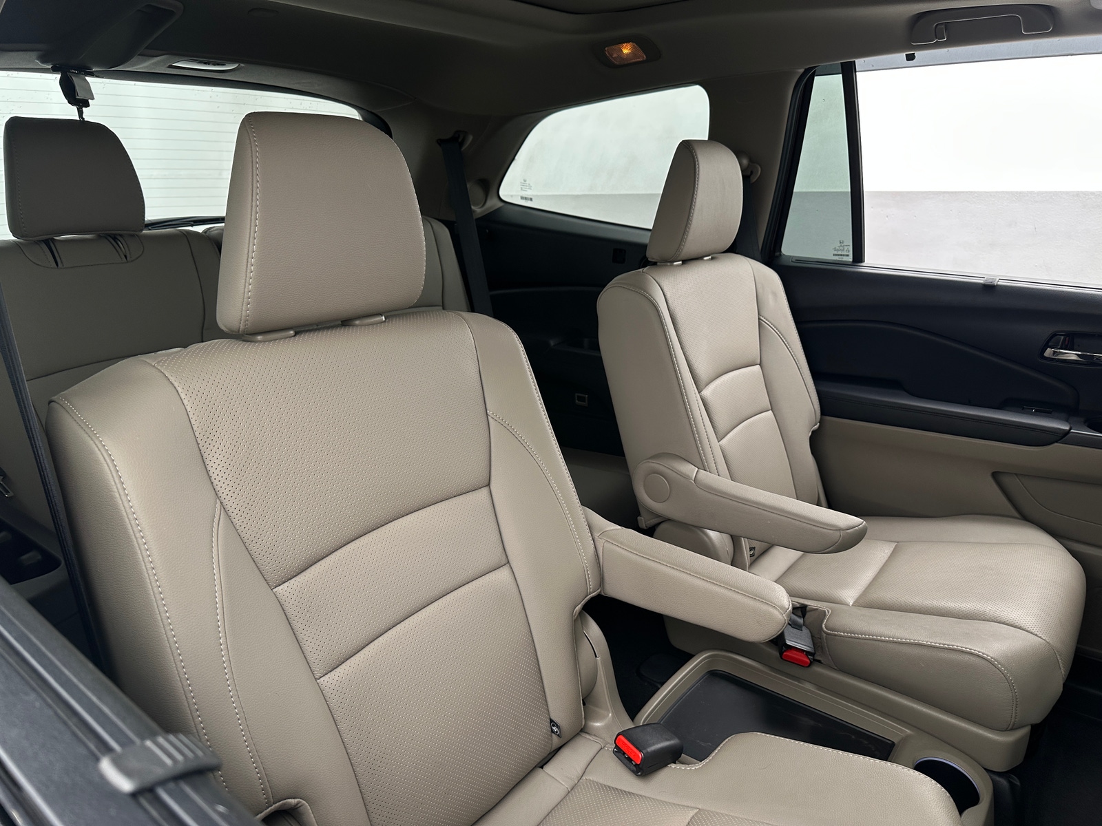 Thumbnail: 2019 Honda Pilot - 5