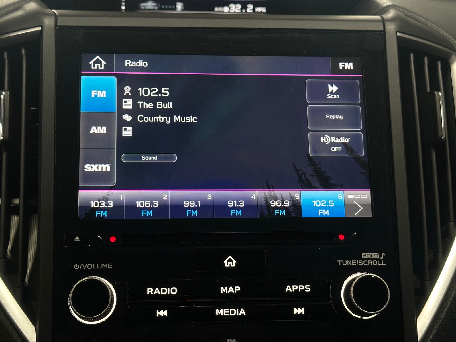 Thumbnail: 2022 Subaru Crosstrek - 3