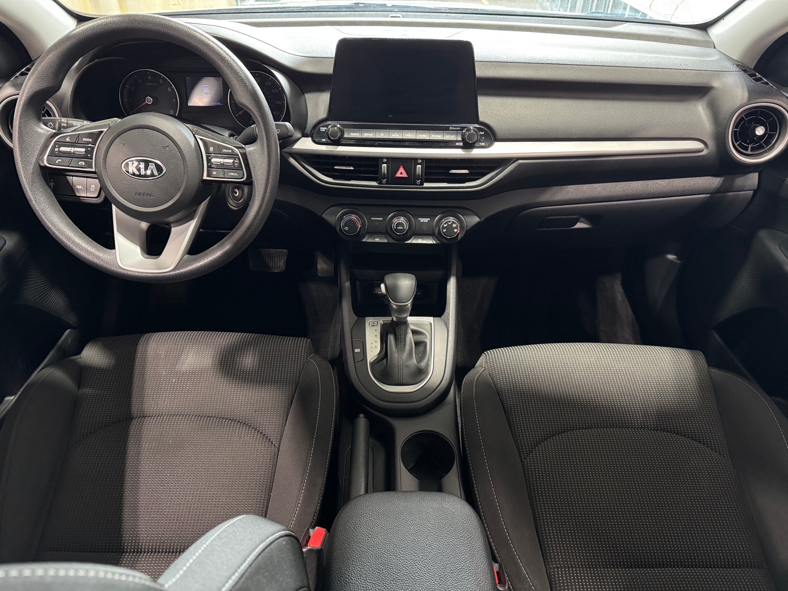 Thumbnail: 2020 Kia Forte - 3