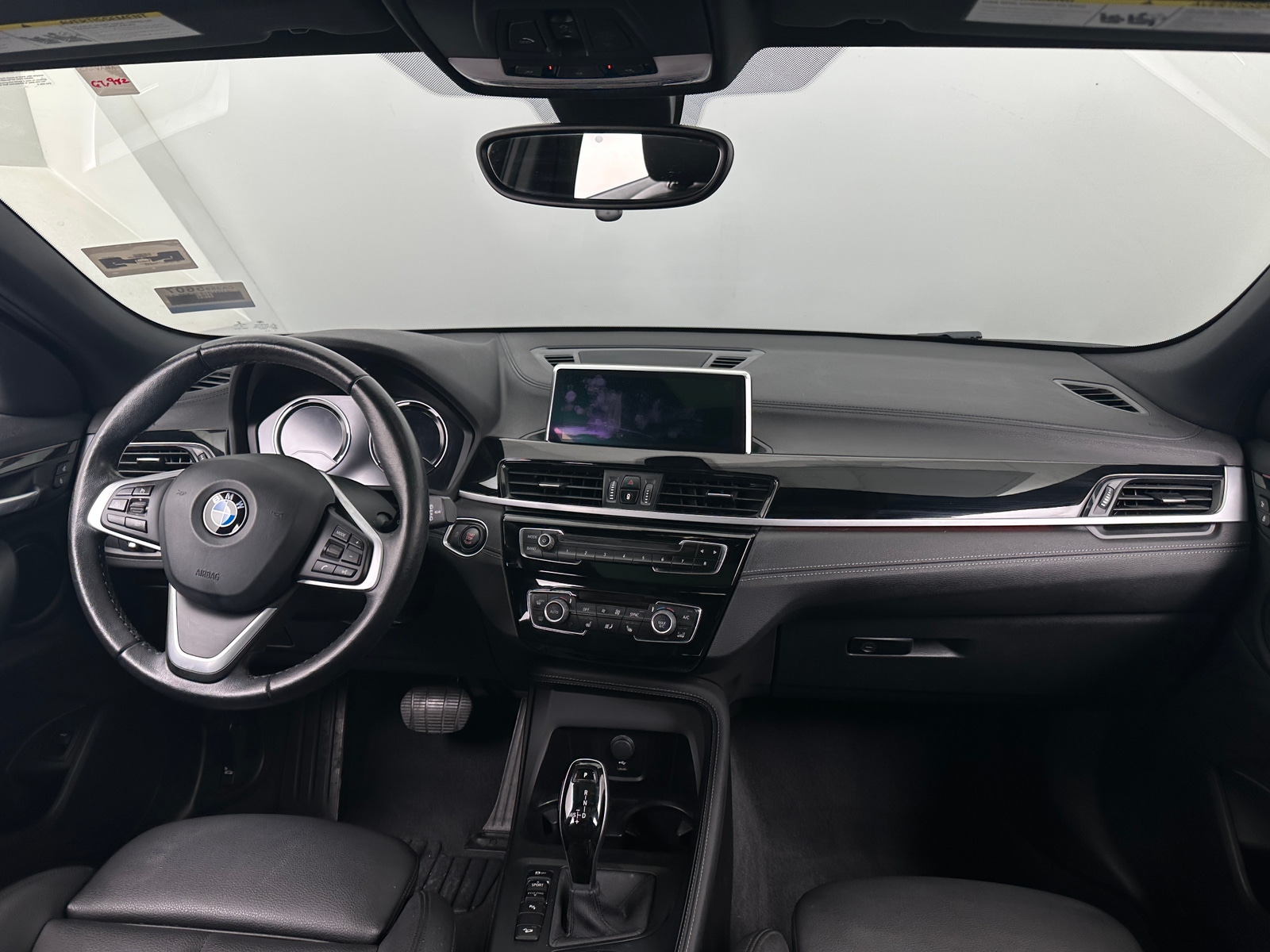 Thumbnail: 2021 BMW X2 - 2