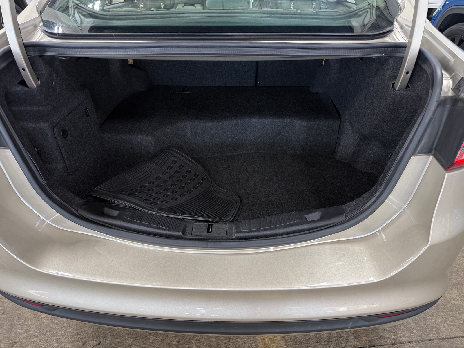 Thumbnail: 2018 Ford Fusion - 7