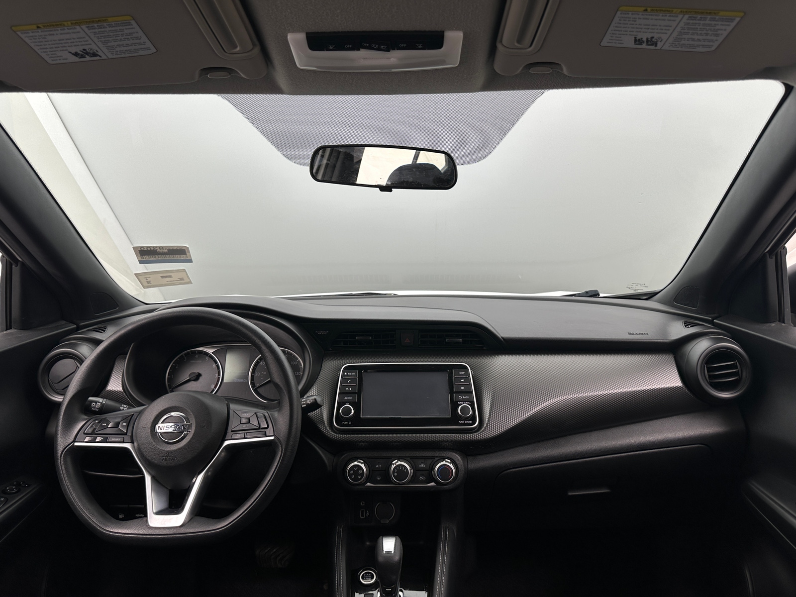 Thumbnail: 2018 Nissan Kicks - 3