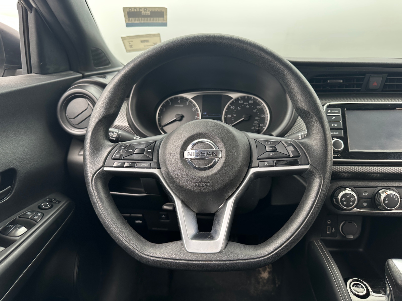 Thumbnail: 2018 Nissan Kicks - 5