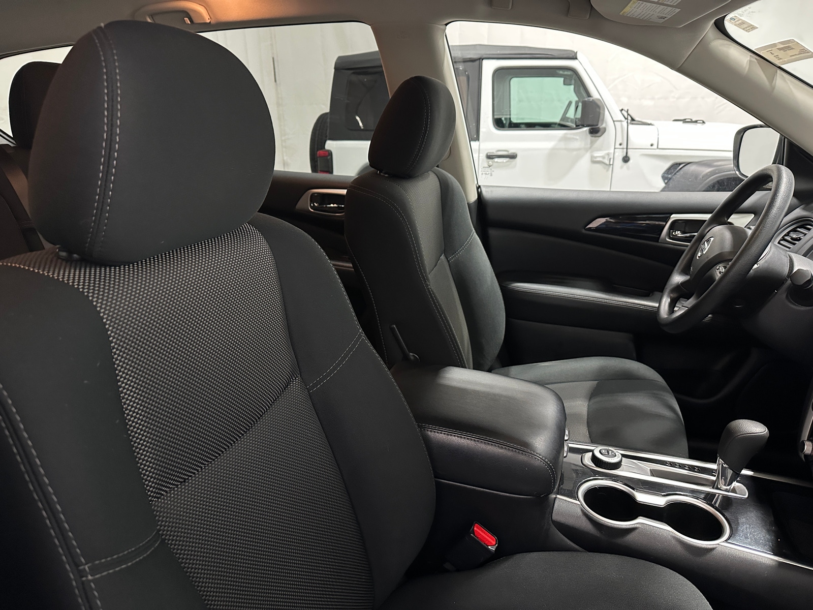 Thumbnail: 2020 Nissan Pathfinder - 2