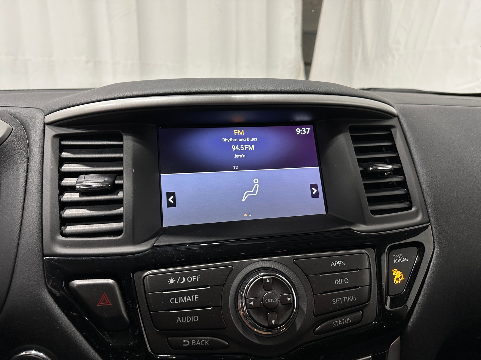 Thumbnail: 2020 Nissan Pathfinder - 4