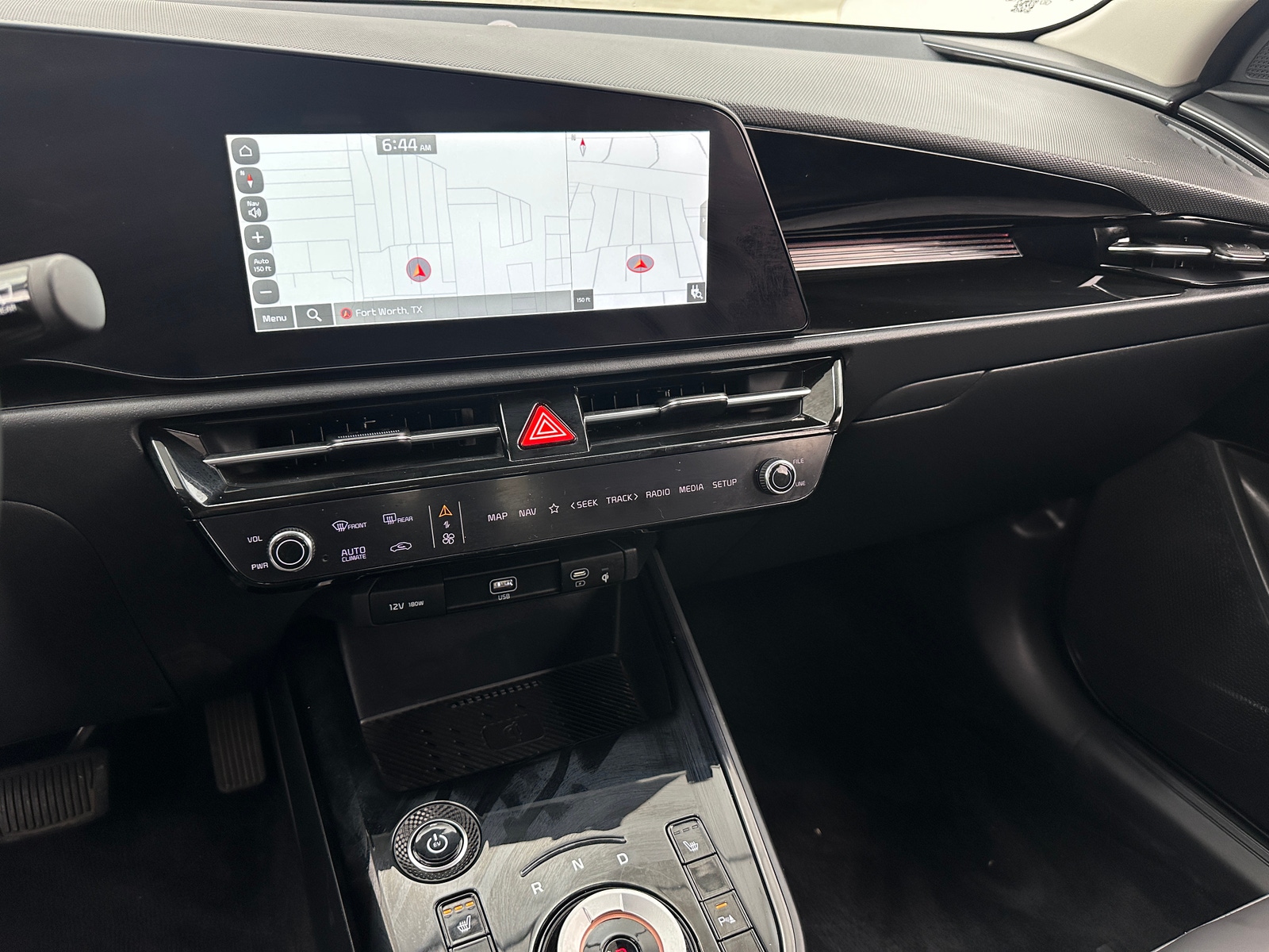 Thumbnail: 2023 Kia Niro - 3