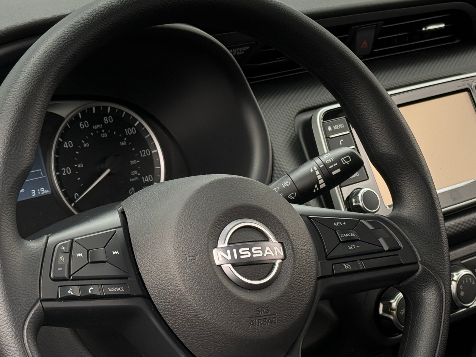 Thumbnail: 2025 Nissan Kicks - 5