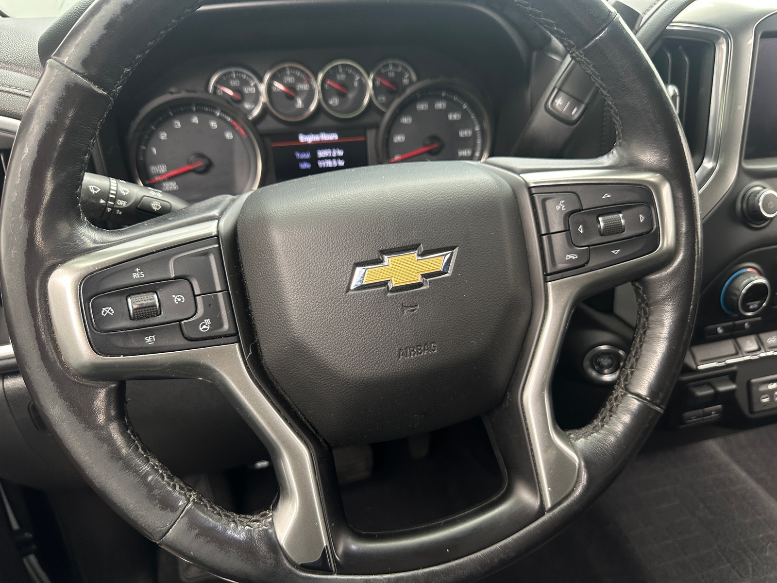 Thumbnail: 2020 Chevrolet Silverado 1500 - 5