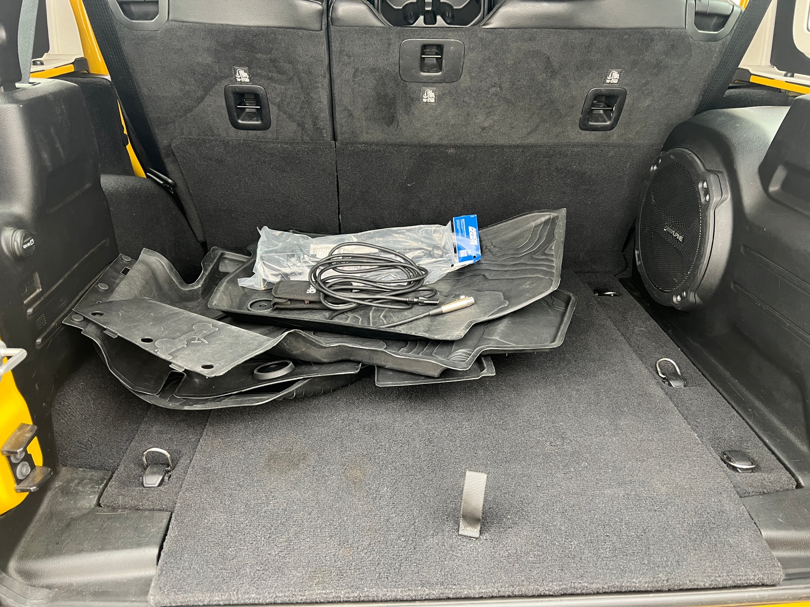 Thumbnail: 2021 Jeep Wrangler - 6