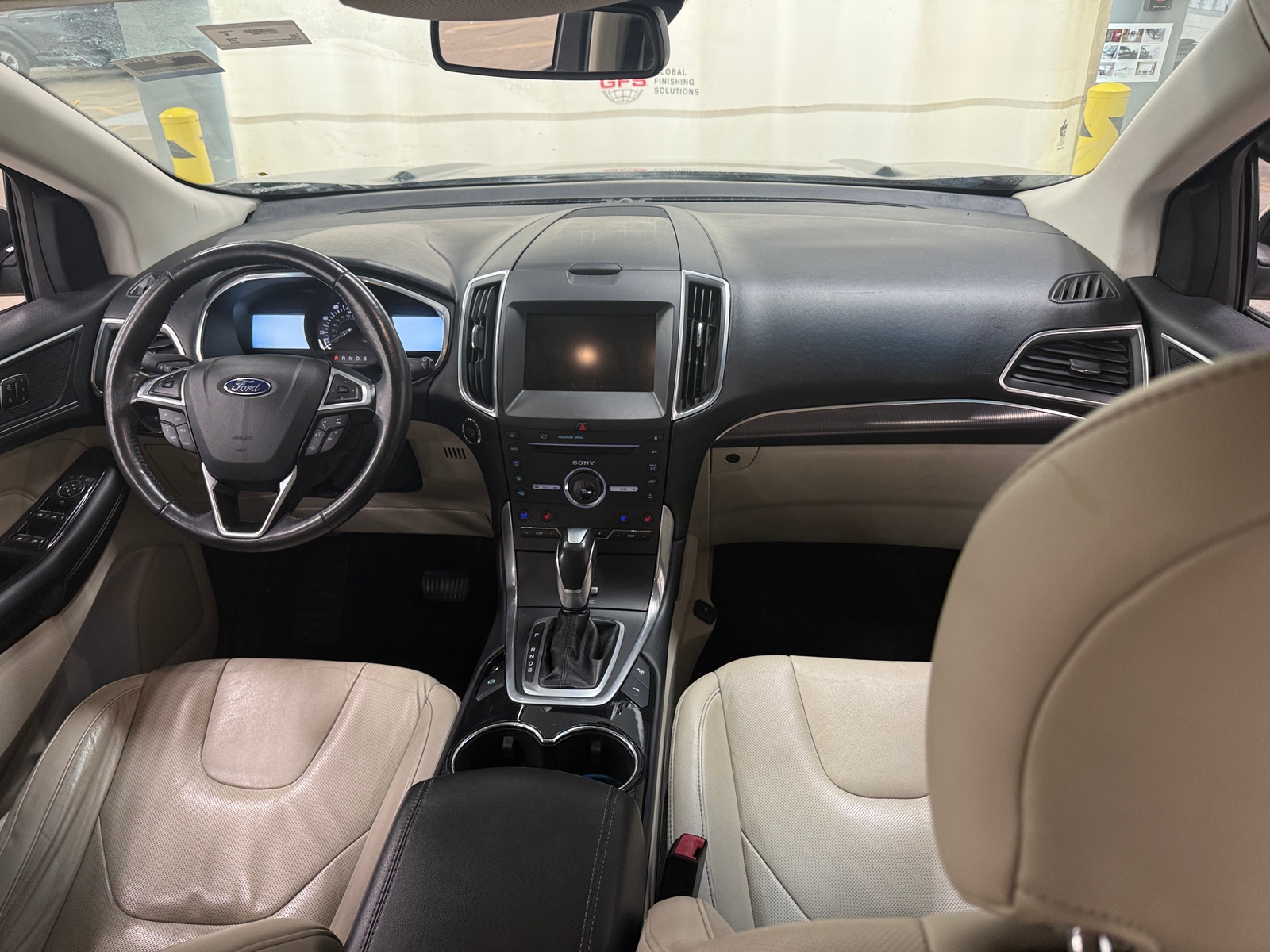 Thumbnail: 2015 Ford Edge - 2