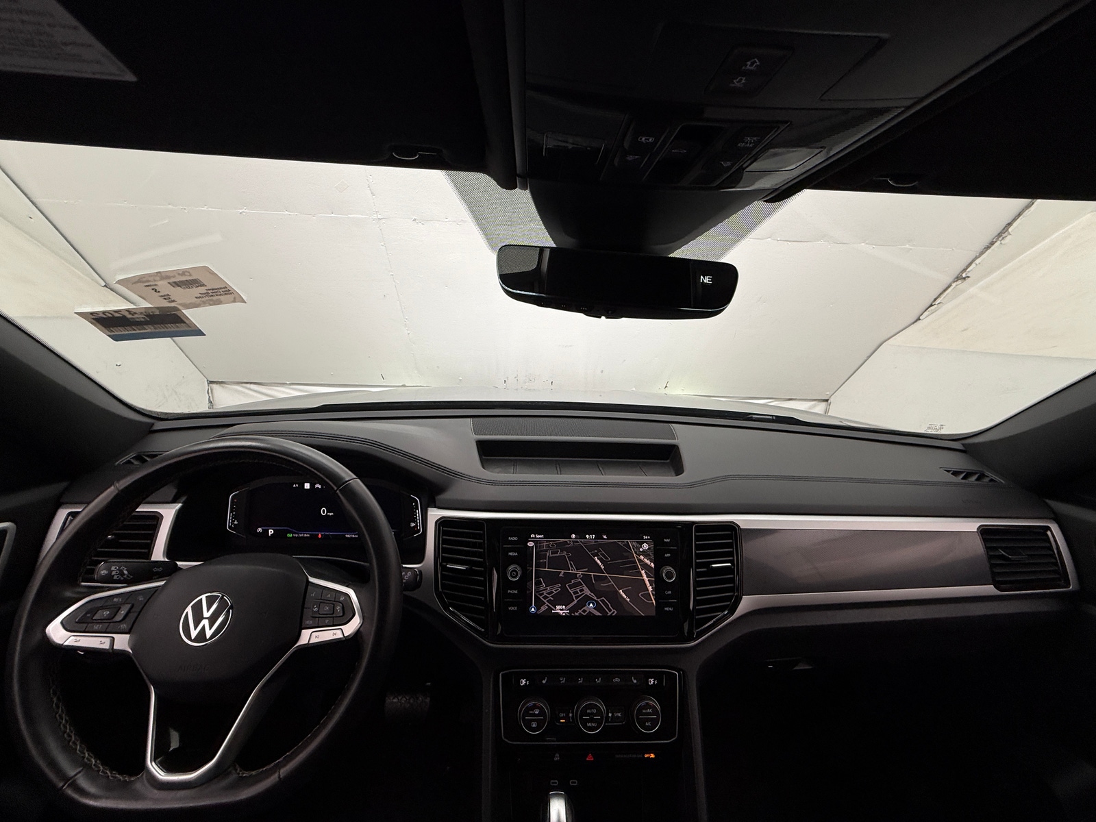 Thumbnail: 2022 Volkswagen Atlas - 2