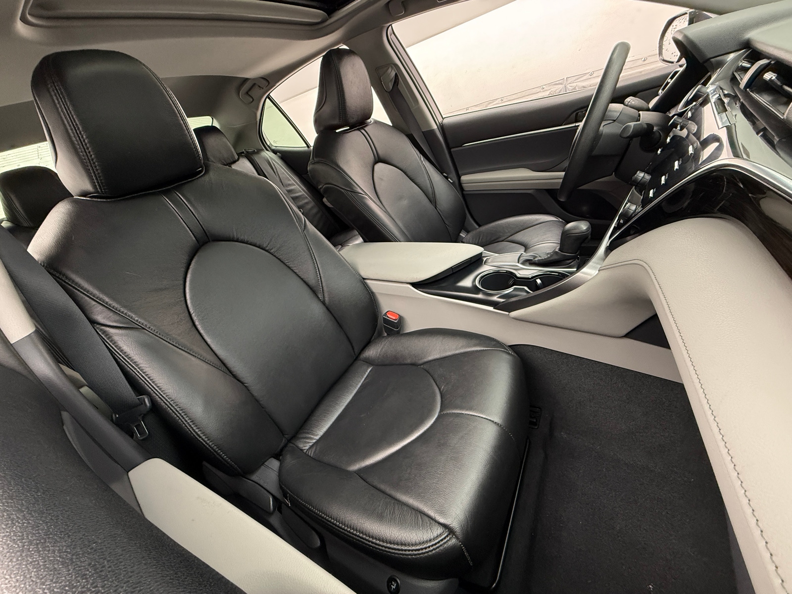 Thumbnail: 2018 Toyota Camry - 2