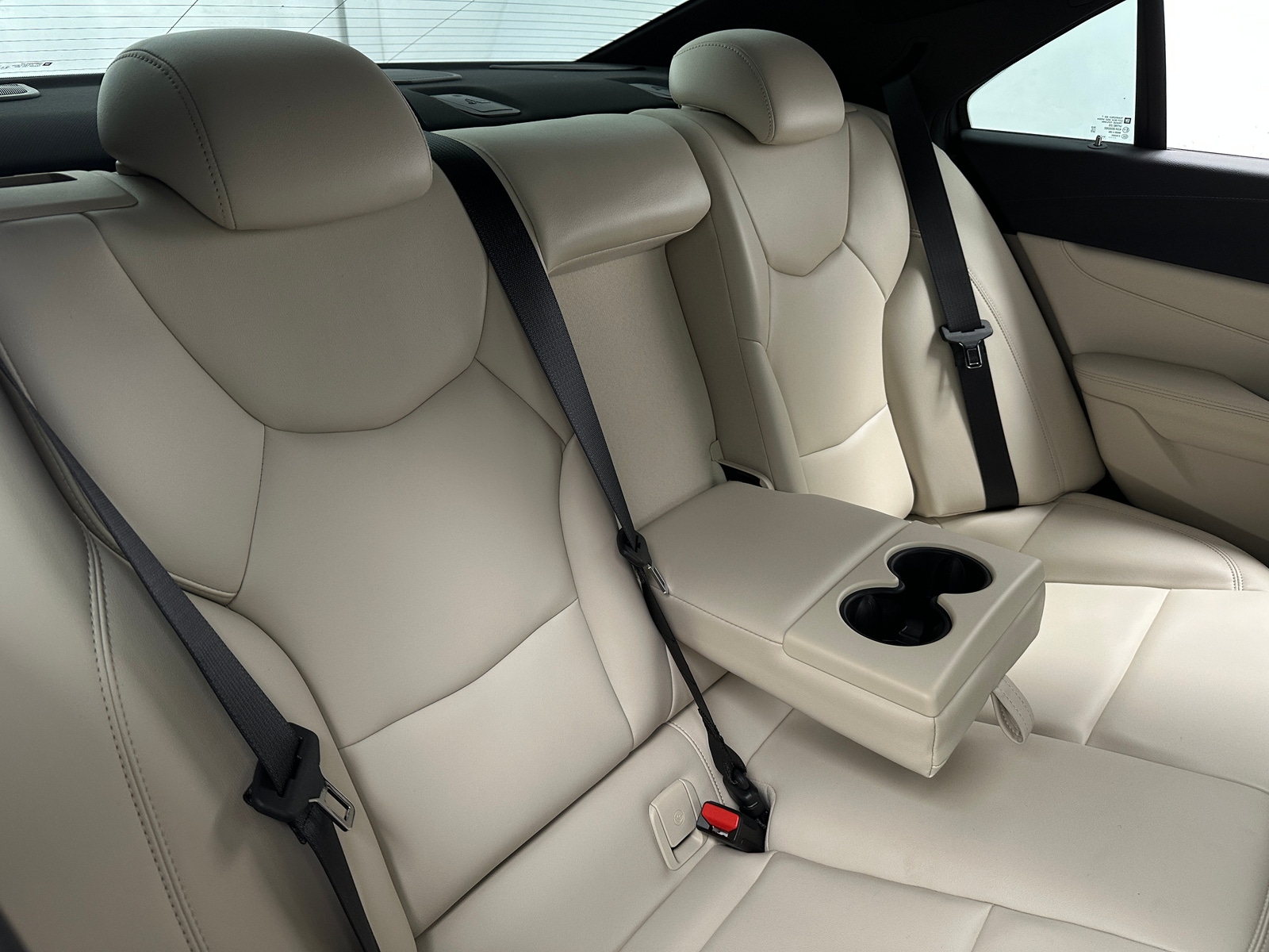 Thumbnail: 2024 Cadillac CT4 - 5