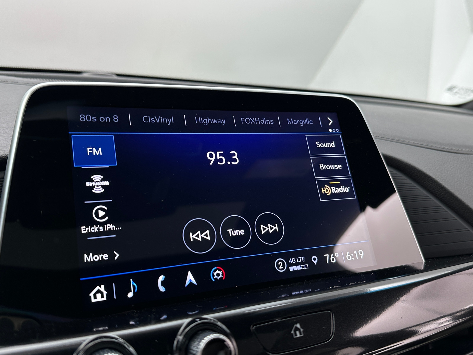 Thumbnail: 2024 Cadillac CT4 - 3