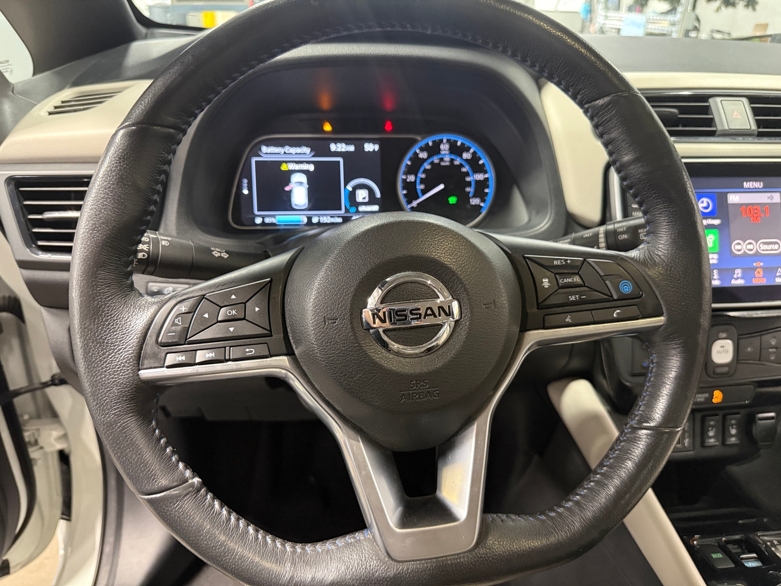 Thumbnail: 2020 Nissan Leaf - 4