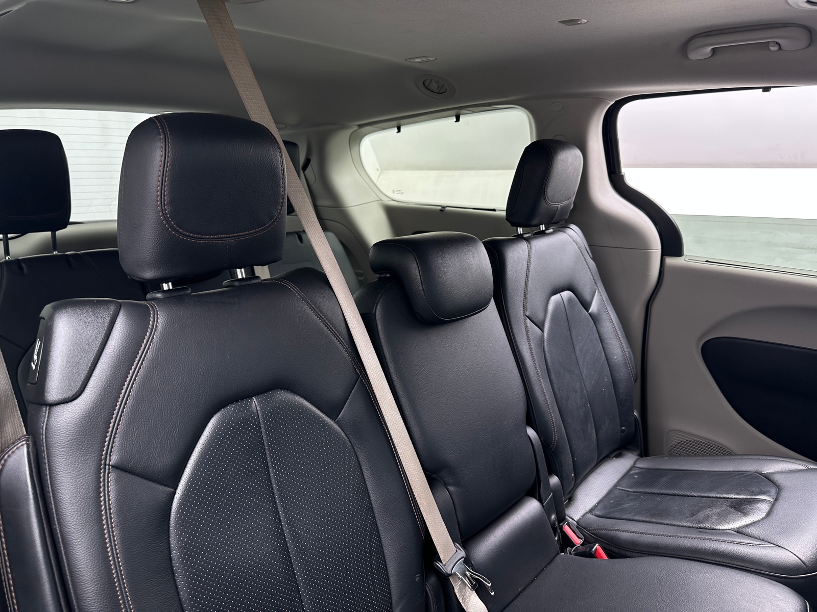 Thumbnail: 2019 Chrysler Pacifica - 5