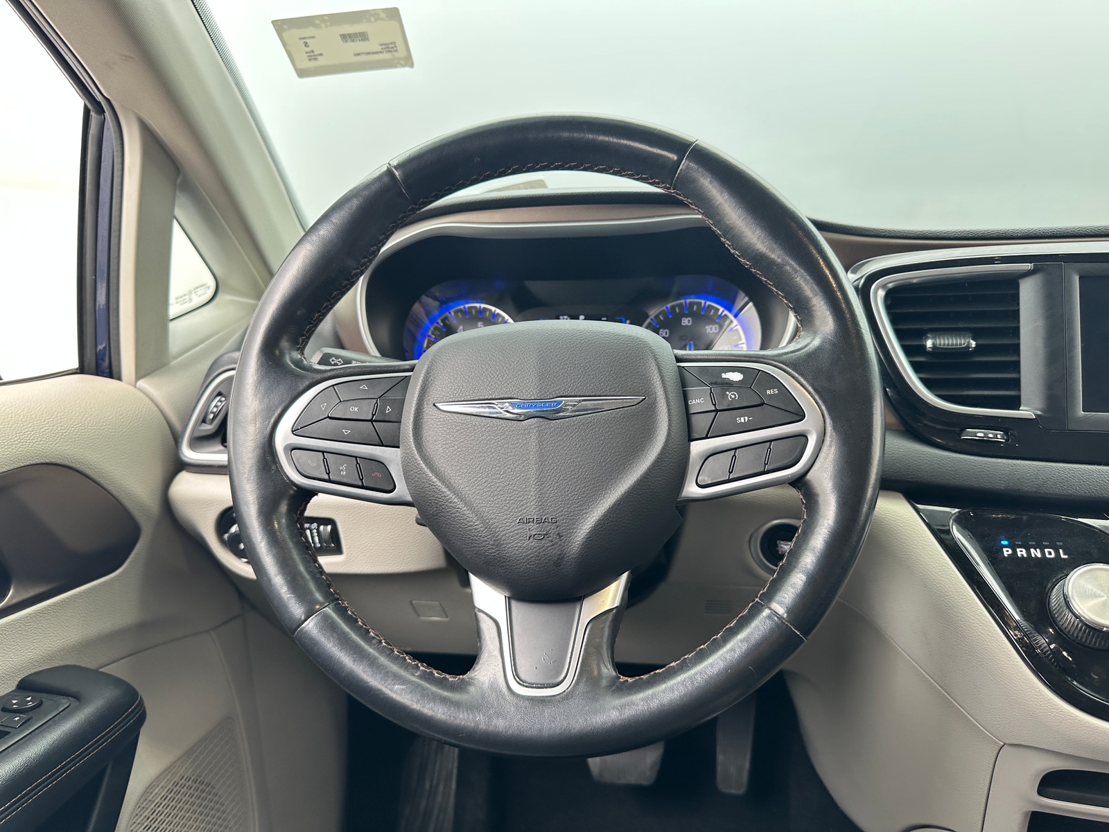 Thumbnail: 2019 Chrysler Pacifica - 4