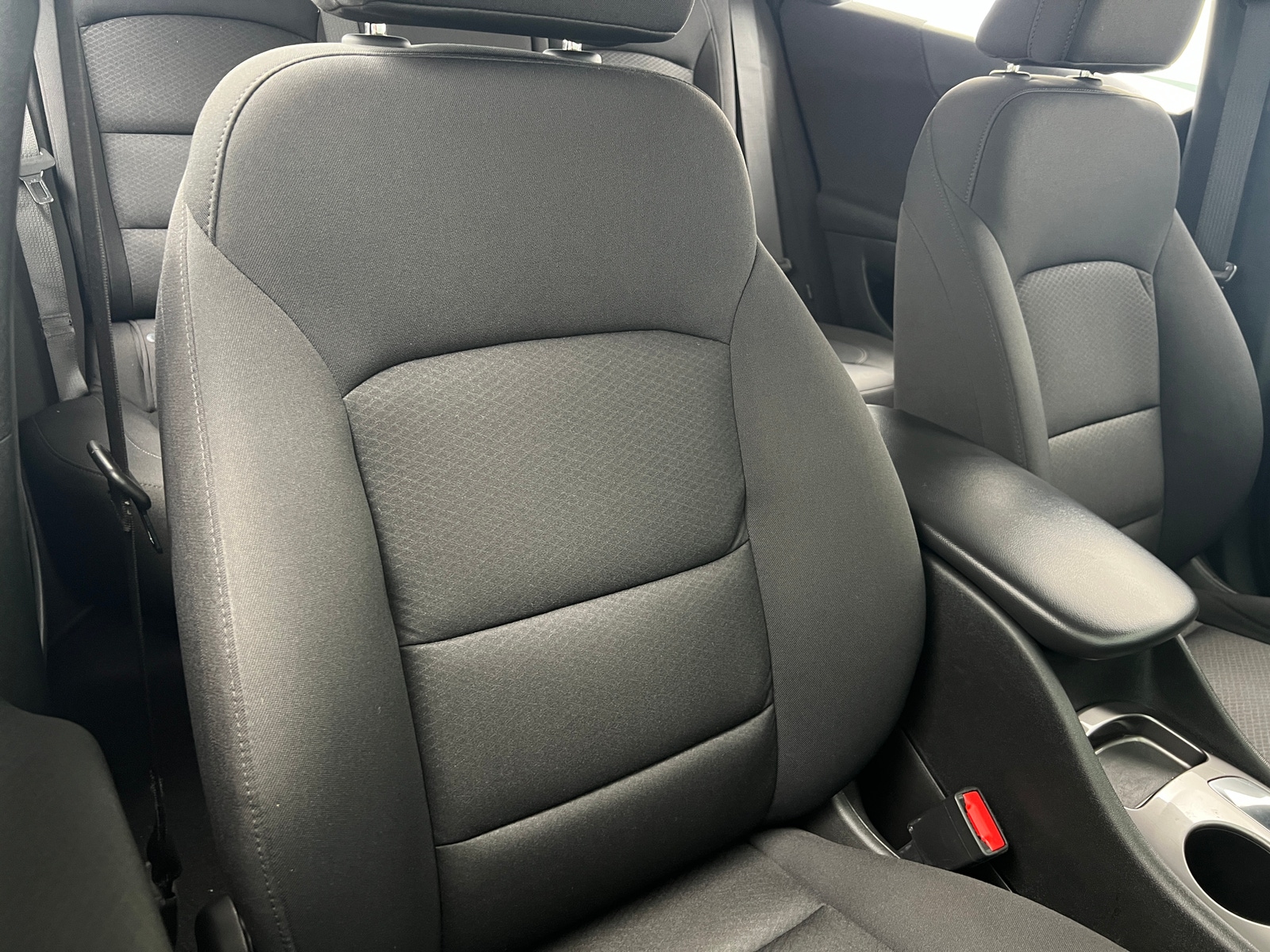 Thumbnail: 2022 Chevrolet Malibu - 2