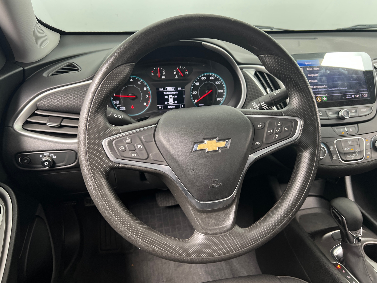 Thumbnail: 2022 Chevrolet Malibu - 5