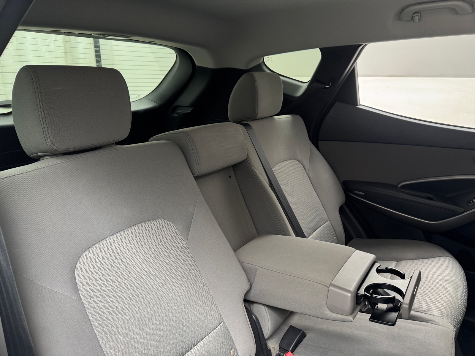 Thumbnail: 2016 Hyundai Santa Fe - 6