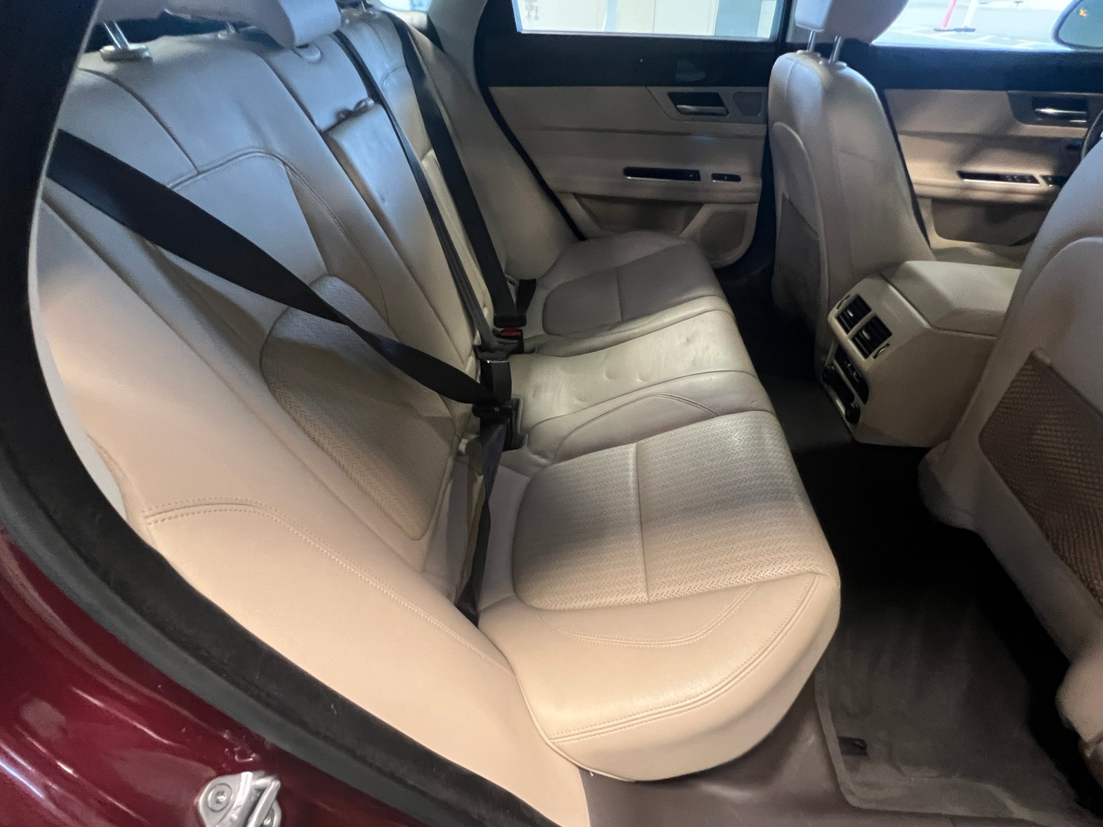 Thumbnail: 2017 Jaguar XF - 5