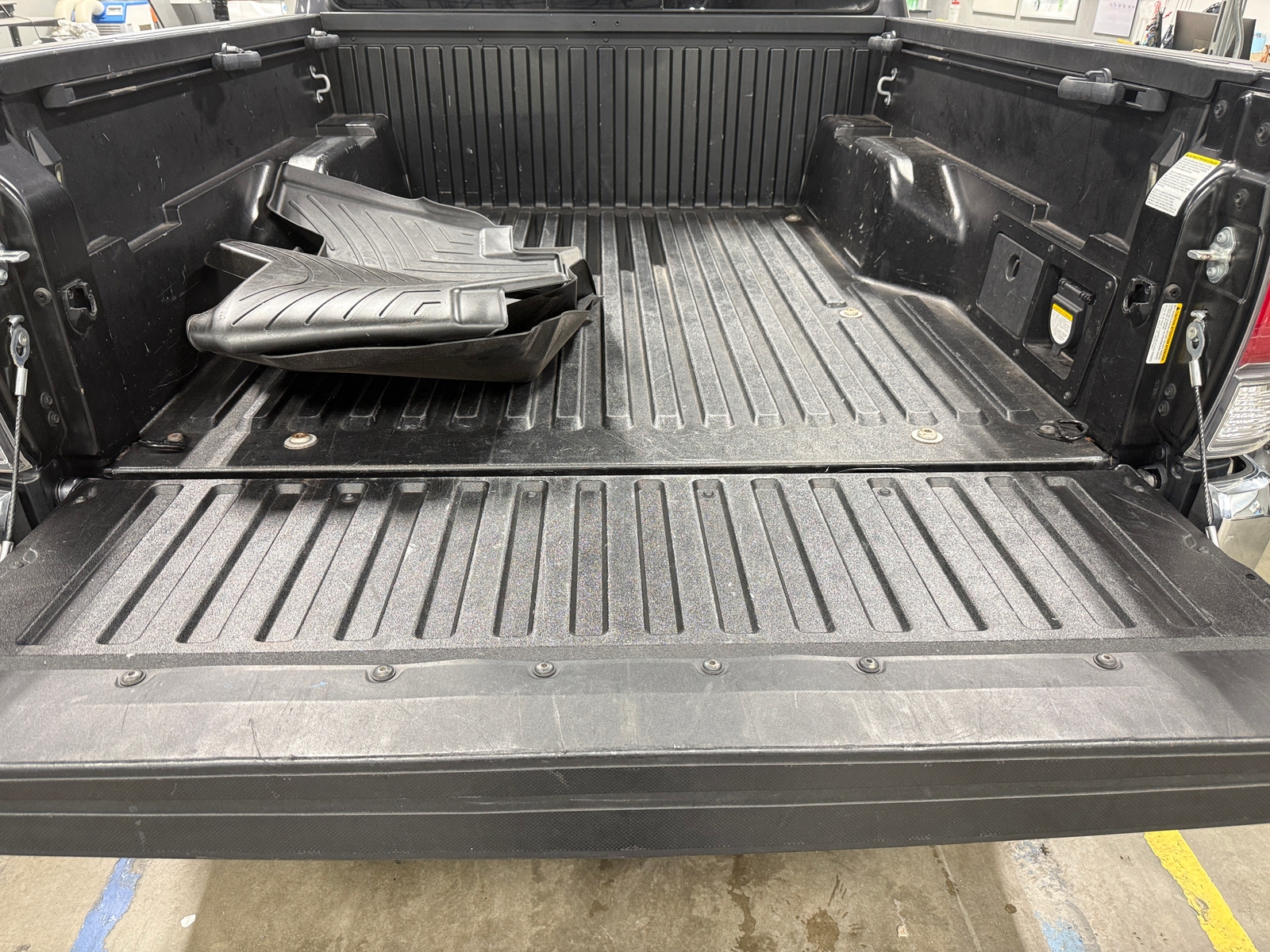 Thumbnail: 2022 Toyota Tacoma - 7