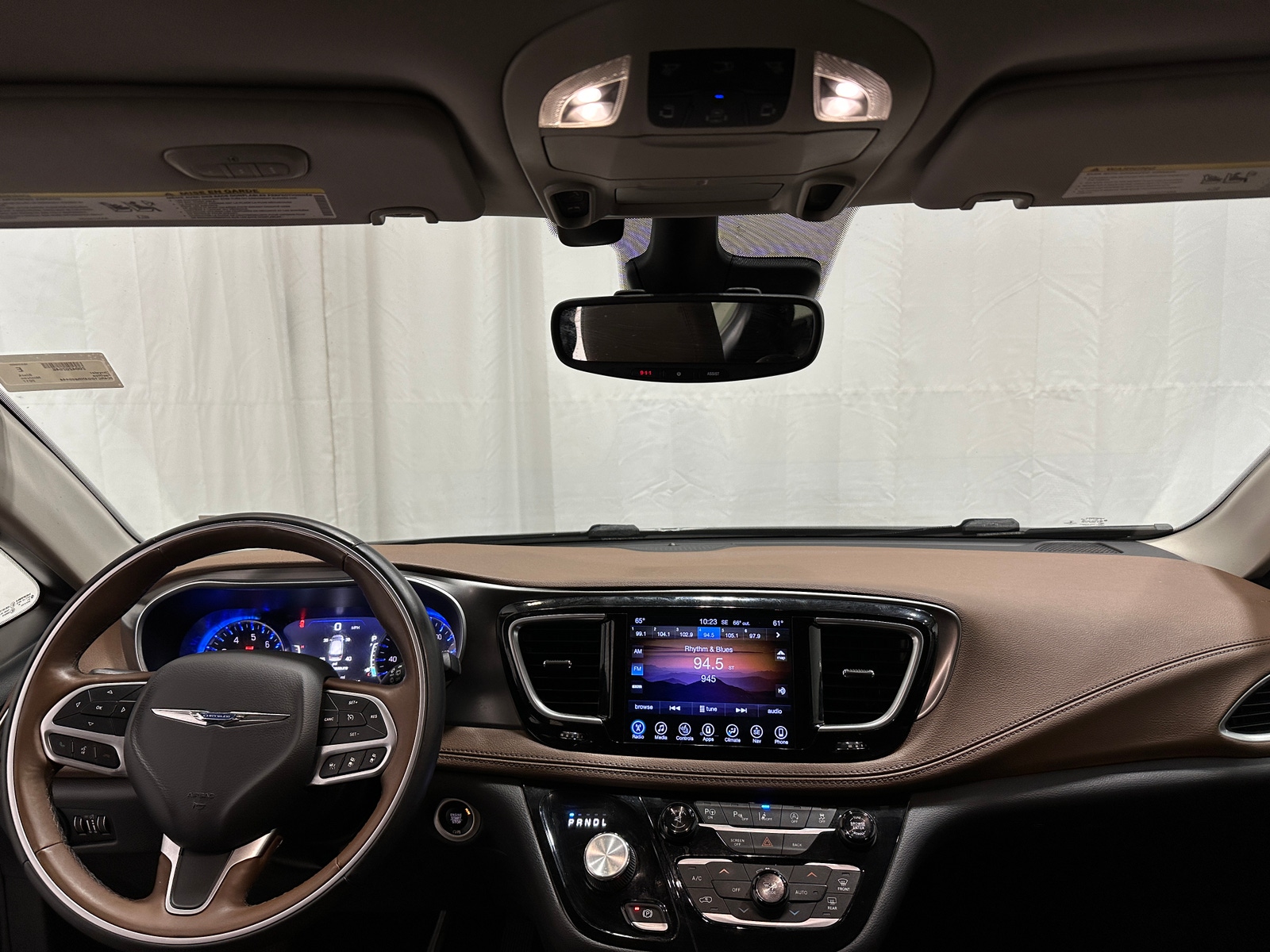 Thumbnail: 2017 Chrysler Pacifica - 2