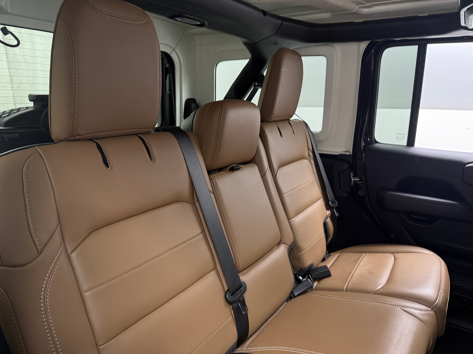 Thumbnail: 2020 Jeep Wrangler - 5