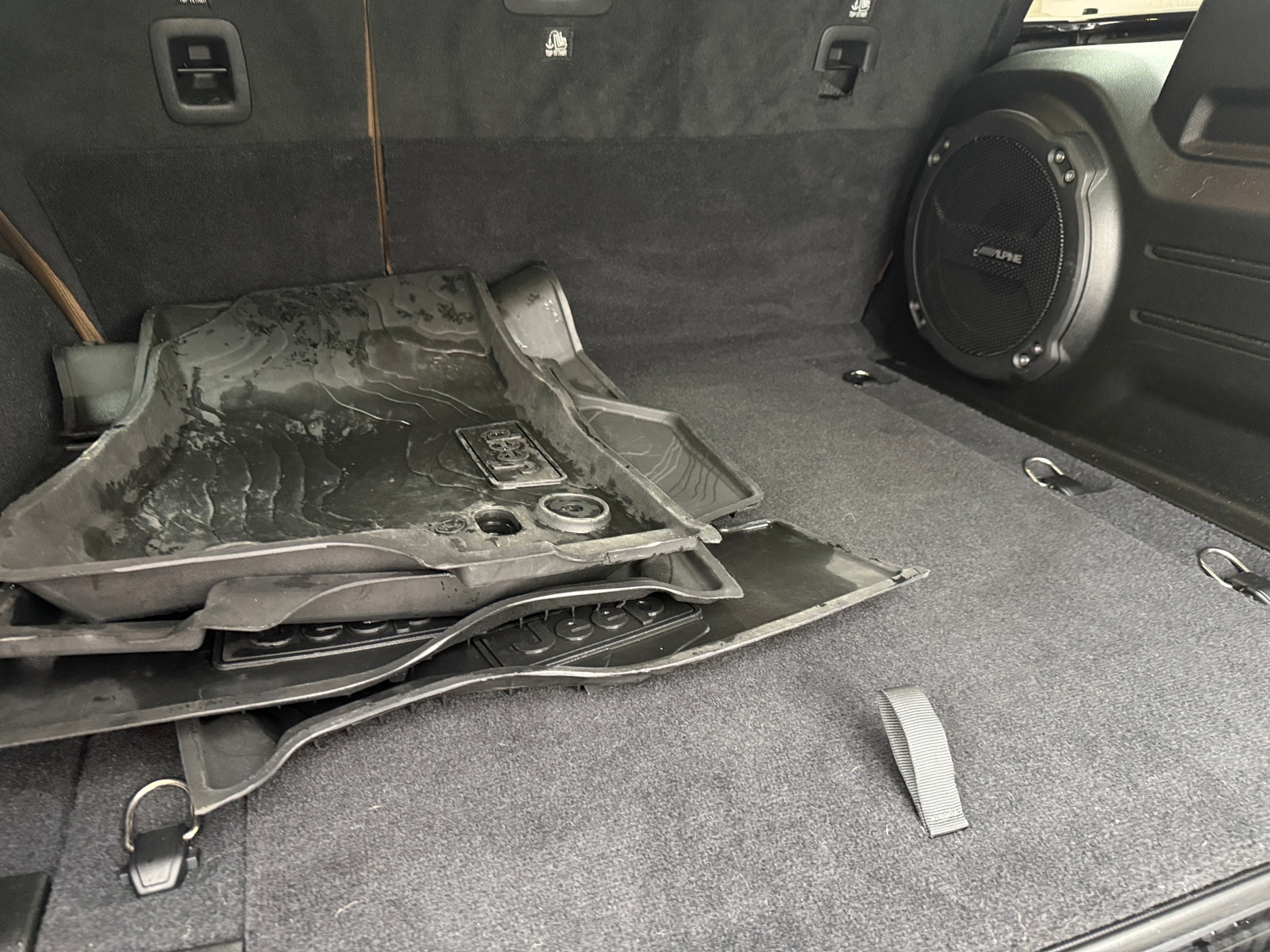 Thumbnail: 2020 Jeep Wrangler - 6