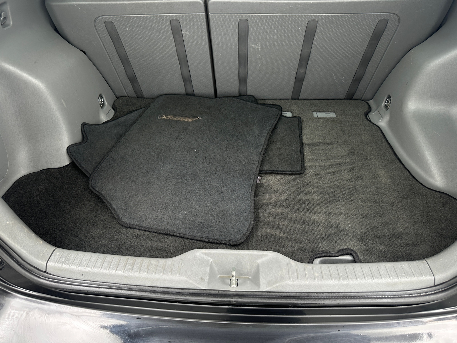 Thumbnail: 2013 Toyota Matrix - 6